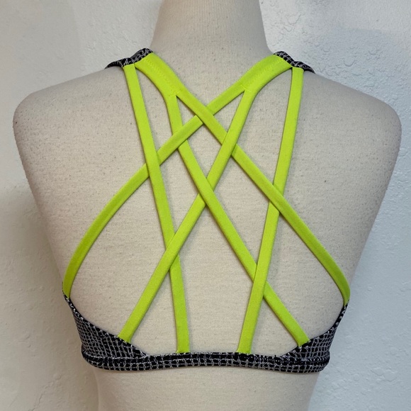 lululemon athletica Other - BNWOT Lululemon Free to be Bra